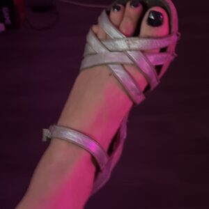 Sandalias “Nisu”